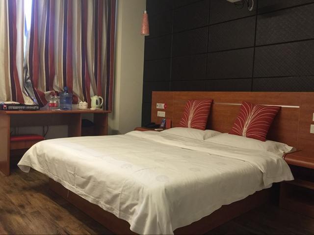 Thank Inn Chain Hotel Shangxi Changzhi Daqing Road Esterno foto
